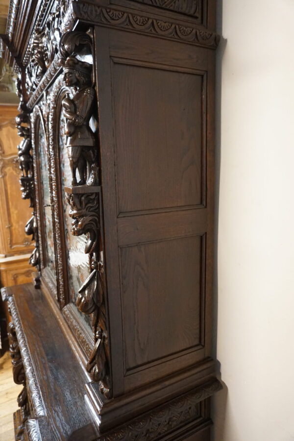 FIGURALNY KREDENS NIESAMOWITE RZEŹBY UNIKAT