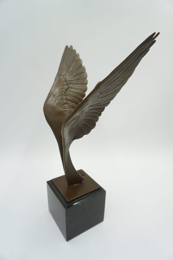 FIGURA Z BRĄZU SKRZYDŁA PTAKA SYMBOL WOLNOŚCI ZWYCIĘSTWA