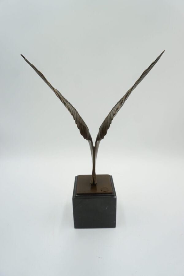 FIGURA Z BRĄZU SKRZYDŁA PTAKA SYMBOL WOLNOŚCI ZWYCIĘSTWA