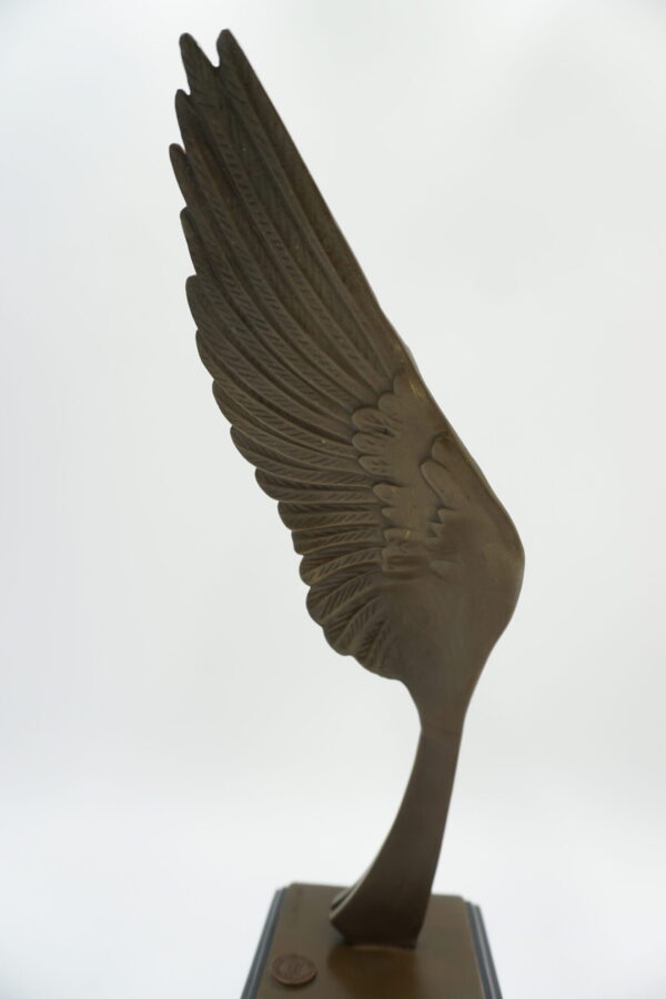 FIGURA Z BRĄZU SKRZYDŁA PTAKA SYMBOL WOLNOŚCI ZWYCIĘSTWA