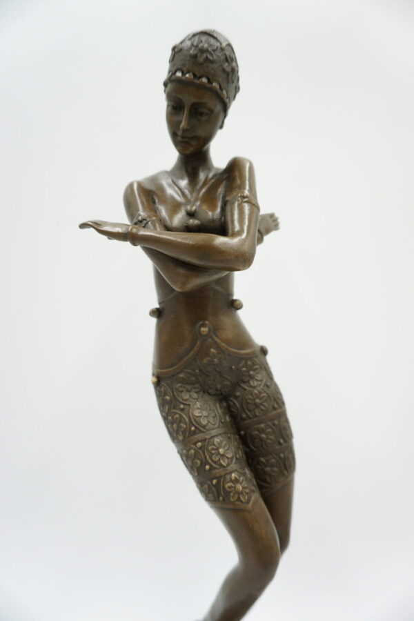 TANCERKA EGIPSKA FIGURA Z BRĄZU KOBIETA