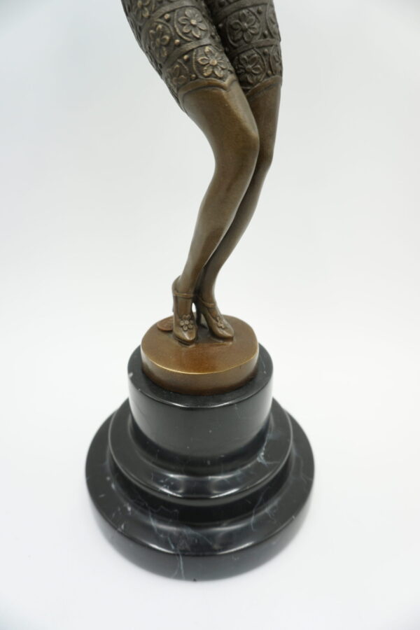 TANCERKA EGIPSKA FIGURA Z BRĄZU KOBIETA