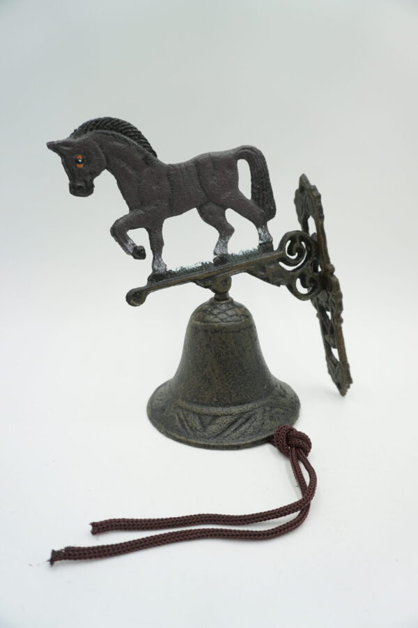 PIĘKNY ŻELIWNY DZWON DZWONECZEK KOŃ