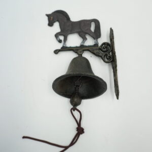 PIĘKNY ŻELIWNY DZWON DZWONECZEK KOŃ