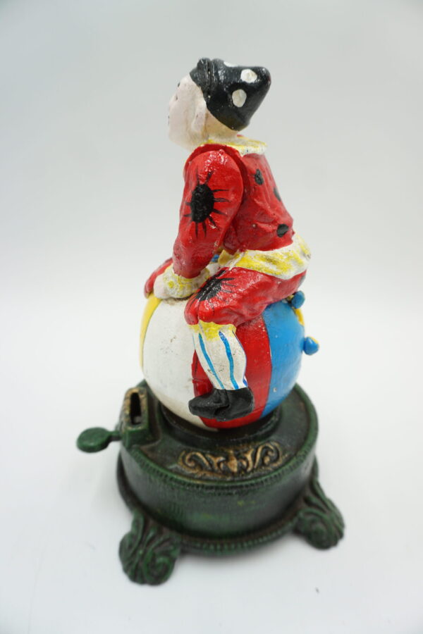 ŻELIWNA RUCHOMA SKARBONKA KLAUN - ZABAWKA