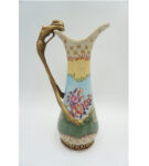 PORCELANOWY DZBANUSZEK KOBIETA PORCELANA Z BRĄZEM