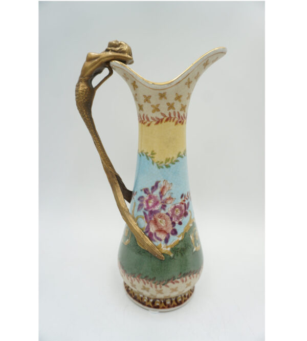 PORCELANOWY DZBANUSZEK KOBIETA PORCELANA Z BRĄZEM