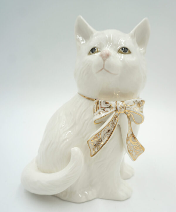 PIĘKNA PORCELANOWA FIGURKA KOT