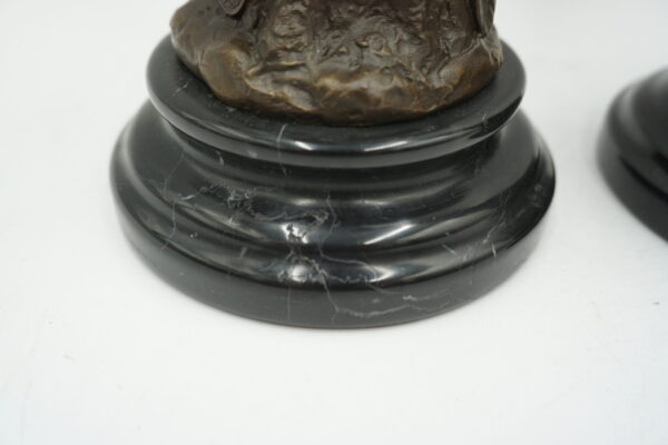 PARA ŚWIECZNIKÓW PAPUGI Z BRĄZU CUDO