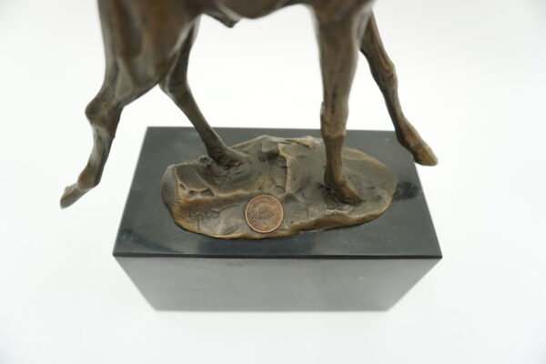 FIGURA Z BRĄZU – ZWIERZĘ ŻYRAFA