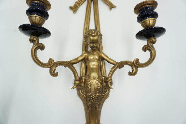 DUŻA PARA KINKIETÓW ŚWIECZNIKÓW ANIOŁKI porcelana z brązem