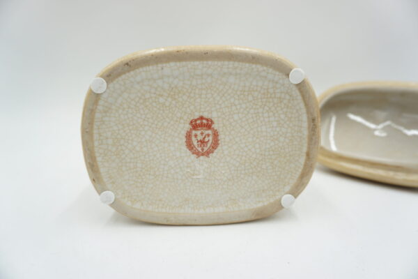 PORCELANOWA SZKATUŁKA BOMBONIERA BEŻOWA Z BRĄZEM