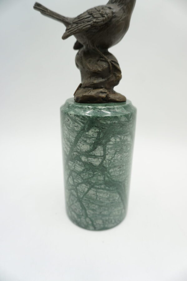 FIGURA Z BRĄZU PTAK PTASZEK NA KAMIENIU