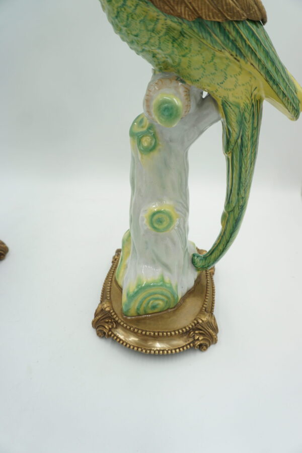 PARA ŚWIECZNIKÓW PAPUGI ZIELONE PORCELANA Z BRĄZEM CUDO
