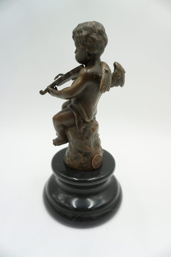 FIGURA Z BRĄZU ANIOŁ ANIOŁEK ZE SKRZYPCAMI GRAJEK