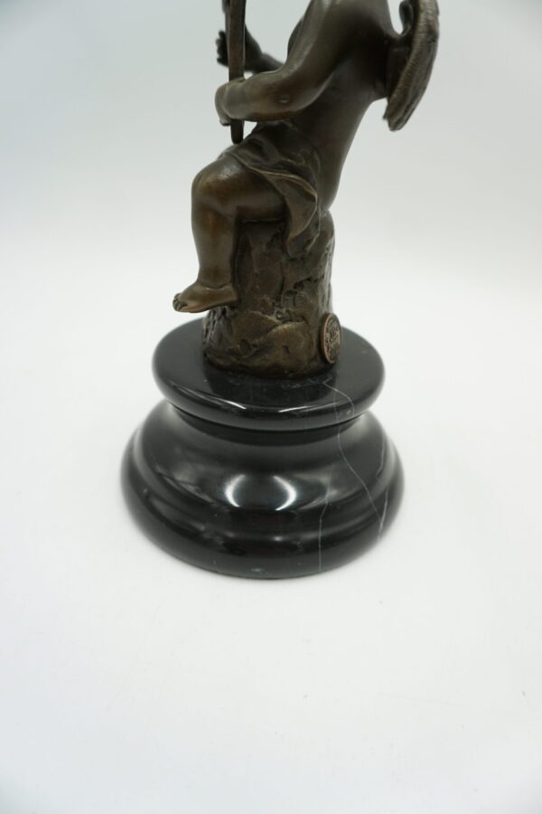 FIGURA Z BRĄZU ANIOŁ ANIOŁEK Z HARFĄ