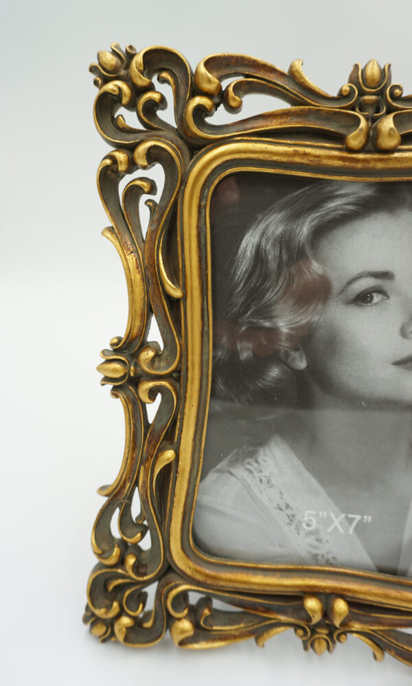 ZŁOTA DEKORACYJNA RAMKA RAMA NA ZDJĘCIE