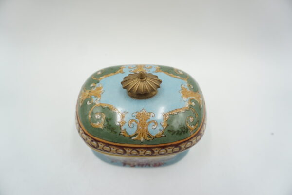 PORCELANOWA SZKATUŁKA BOMBONIERA MALOWANA