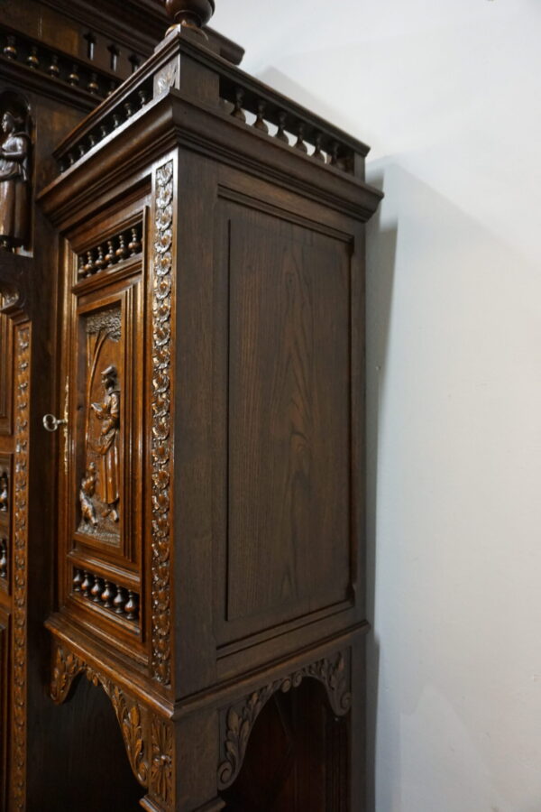 FIGURALNY BRETOŃSKI KREDENS BOGATO RZEŹBIONY FRANCJA ORYGINAŁ