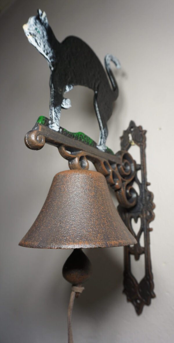 PIĘKNY ŻELIWNY DZWON DZWONEK KOT