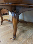 STARY ROZKŁADANY STÓŁ LUDWIK GIĘTE NOGI PIĘKNA FORMA