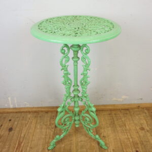 ŻELIWNY STOLIK KWIETNIK OGRODOWY PREZENT