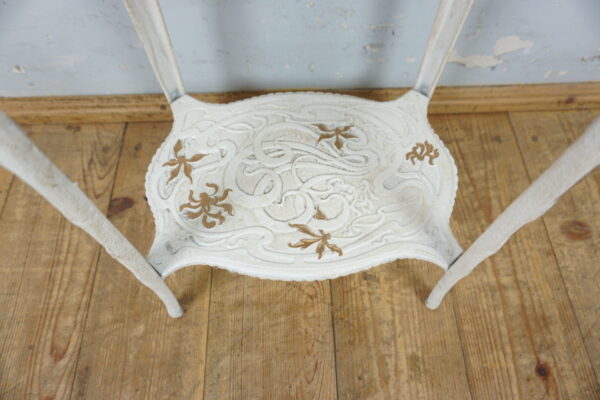 OGRODOWY STÓŁ STOLIK KWIETNIK ŻELIWO BIAŁY