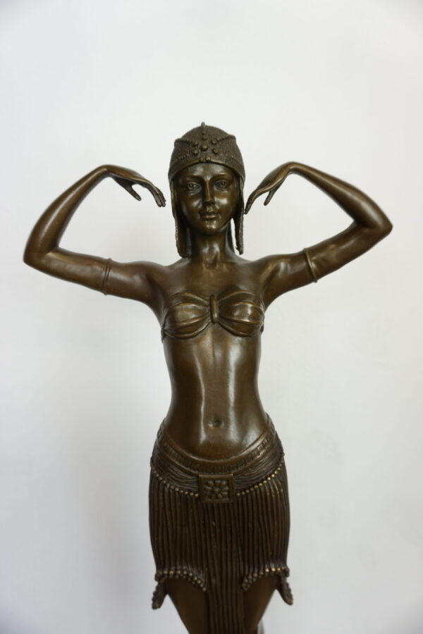 FIGURA Z BRĄZU TANCERKA SKARABEUSZA sygnowana 74cm 12kg