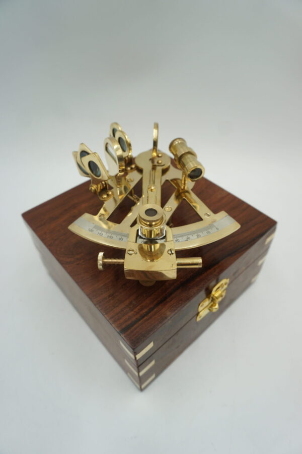 PIĘKNY MOSIĘŻNY SEKSTANT + ETUI DREWNIANE
