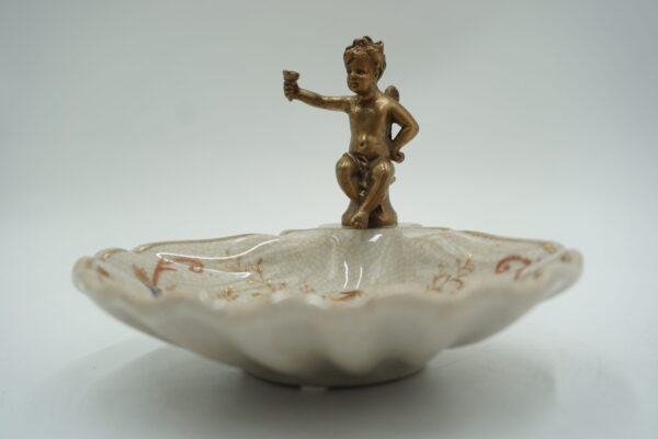 PATERKA POPIELNICZKA MYDELNICZKA PORCELANA Z BRĄZEM - ANIOŁEK