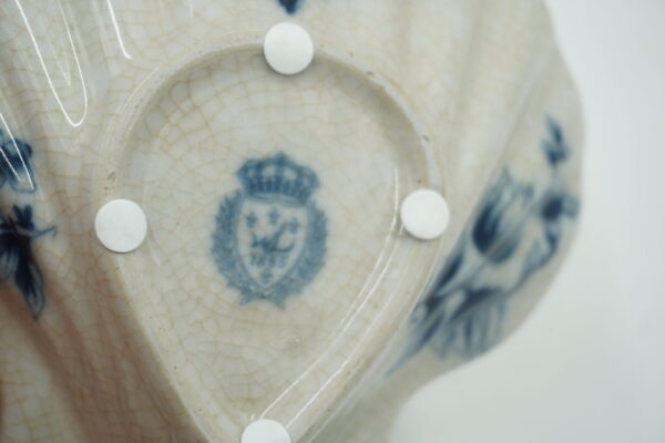 PATERKA POPIELNICZKA MYDELNICZKA PORCELANA Z BRĄZEM - ANIOŁEK