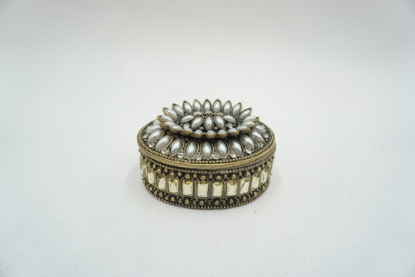 SZKATUŁKA PUZDERKO OWALNE Z CYRKONIAMI