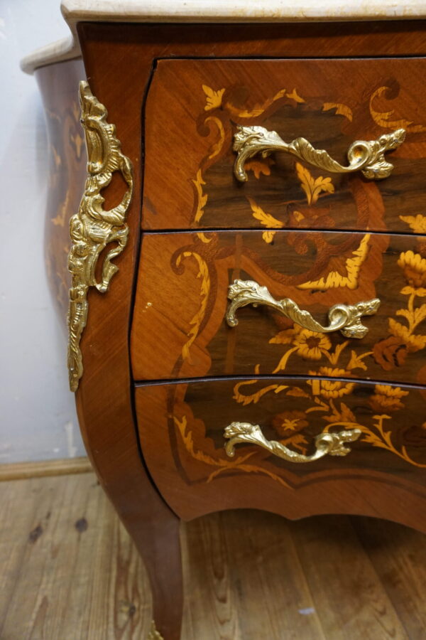 ZESTAW 3 KOMÓD BAROKOWYCH INTARSJOWANE Z OKUCIAMI 3 KOMODY