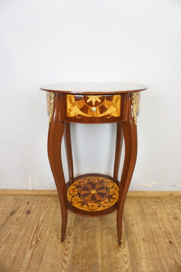 OKRĄGŁY STOLIK Z SZUFLADKĄ OKUCIA INTARSJE !!