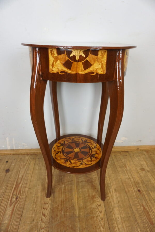 OKRĄGŁY STOLIK Z SZUFLADKĄ OKUCIA INTARSJE !!