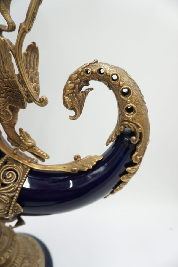 KOBALTOWY RÓG OBFITOŚCI BRĄZ+PORCELANA CORNUCOPIA NA SZCZĘŚCIE DOBROBYT