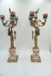 PARA ŚWIECZNIKÓW TRÓJRAMIENNYCH KOBIETY Z POCHODNIAMI PORCELANA + BRĄZ