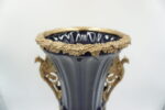 KOBALTOWY WAZON AMFORA BRĄZ+PORCELANA