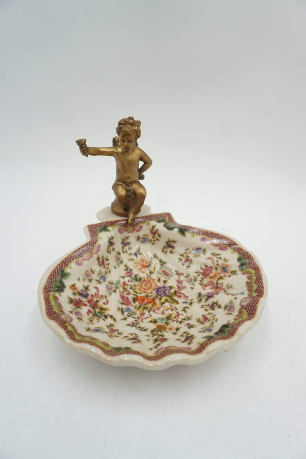 PATERKA POPIELNICZKA MYDELNICZKA PORCELANA Z BRĄZEM - ANIOŁEK