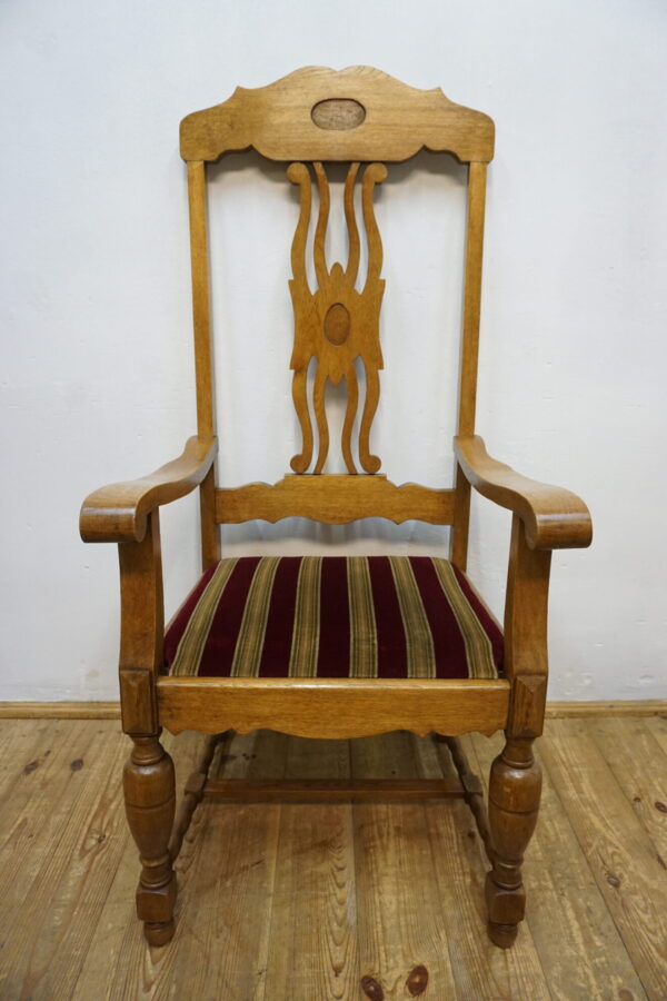 DOSTOJNY FOTEL DO BIURKA DĘBOWY