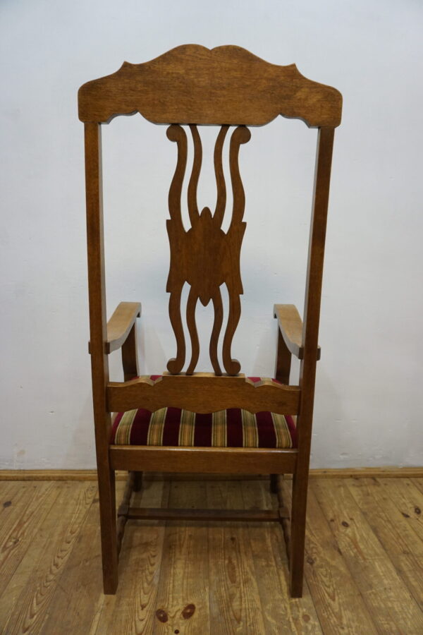 DOSTOJNY FOTEL DO BIURKA DĘBOWY