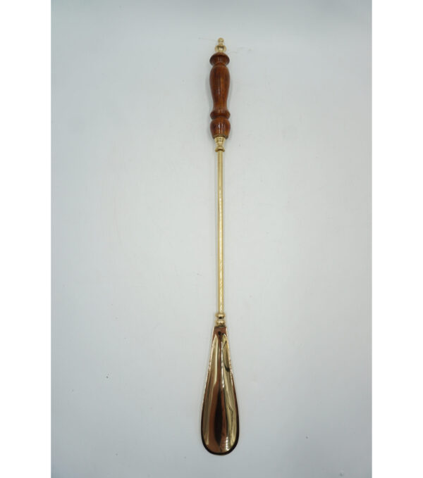 ŁYŻKA DO BUTÓW Z DREWNIANĄ RĄCZKĄ - MOSIĄDZ 47cm
