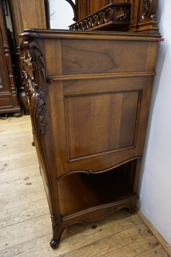 RZEŹBIONA KOMODA POMOCNIK Z NADSTAWKĄ LUDWIK ROCAILLE