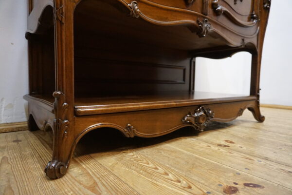 RZEŹBIONA KOMODA POMOCNIK Z NADSTAWKĄ LUDWIK ROCAILLE