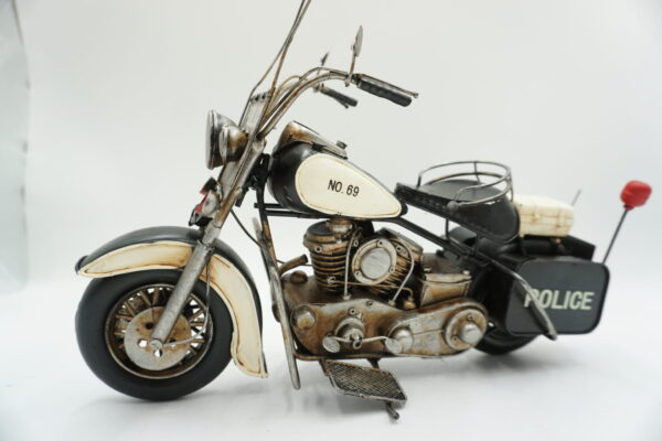 METALOWY MODEL MOTOR MOTOCYKL POLICYJNY POLICJA KOLEKCJONERSKI PREZENT