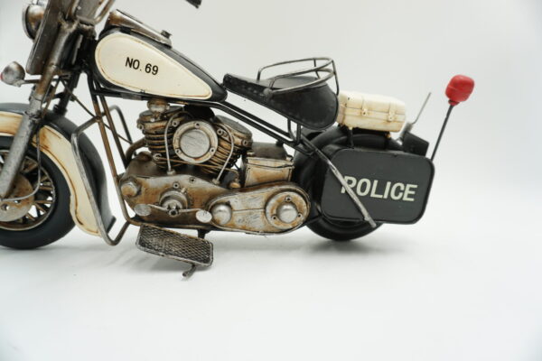 METALOWY MODEL MOTOR MOTOCYKL POLICYJNY POLICJA KOLEKCJONERSKI PREZENT