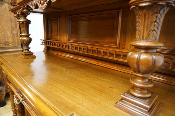 MASYWNY SYGNOWANY KREDENS LITY ORZECH ROMEO I JULIA