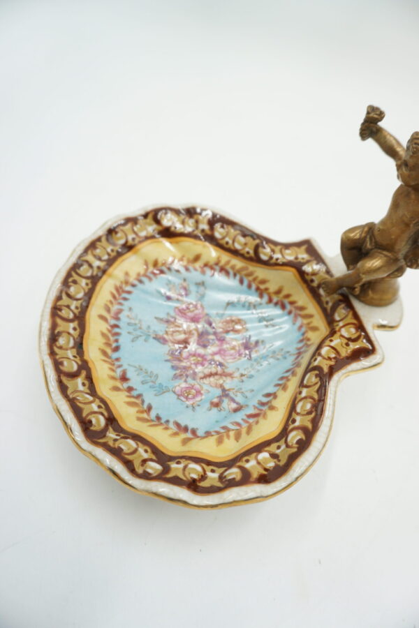 PATERKA POPIELNICZKA MYDELNICZKA PORCELANA Z BRĄZEM - ANIOŁEK