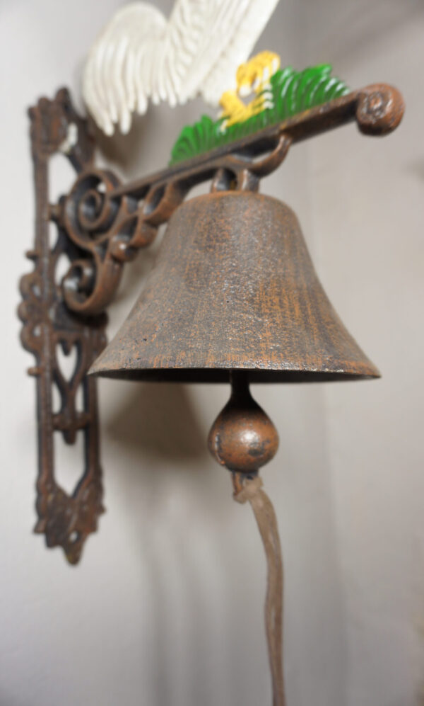 PIĘKNY ŻELIWNY DZWON DZWONECZEK KOGUT