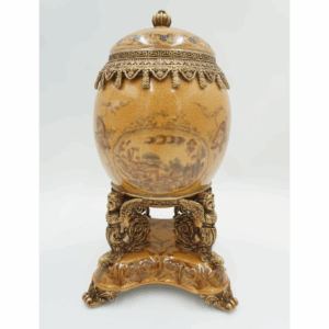 JAJO PORCELANOWE PODPARTE NA ANIOŁACH PORCELANA Z BRĄZEM SZKATUŁKA